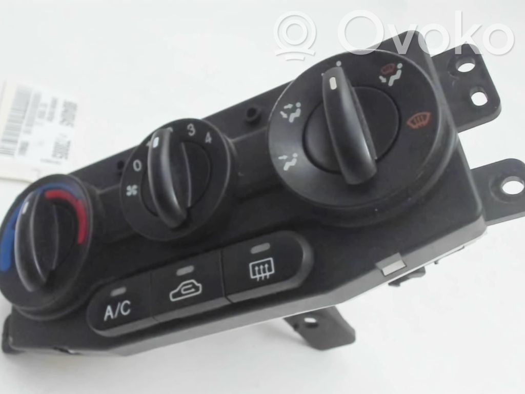 Climate control unit   97250FD900