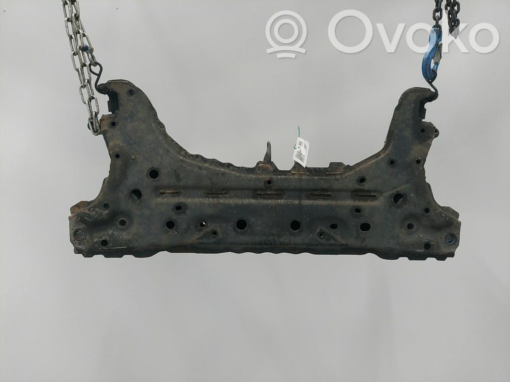 Priekinis traversas   D65134800B