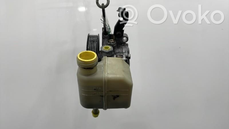 Mazda 6 Vairo stiprintuvo siurblys 
