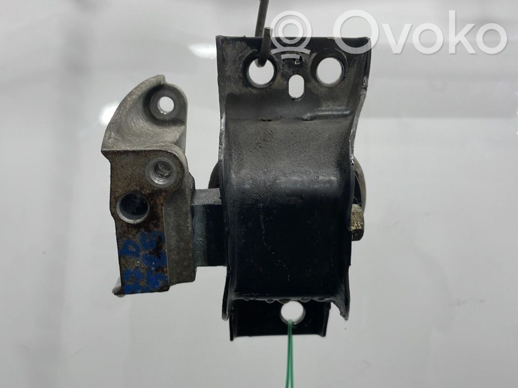 Nissan Micra Engine mount bracket 