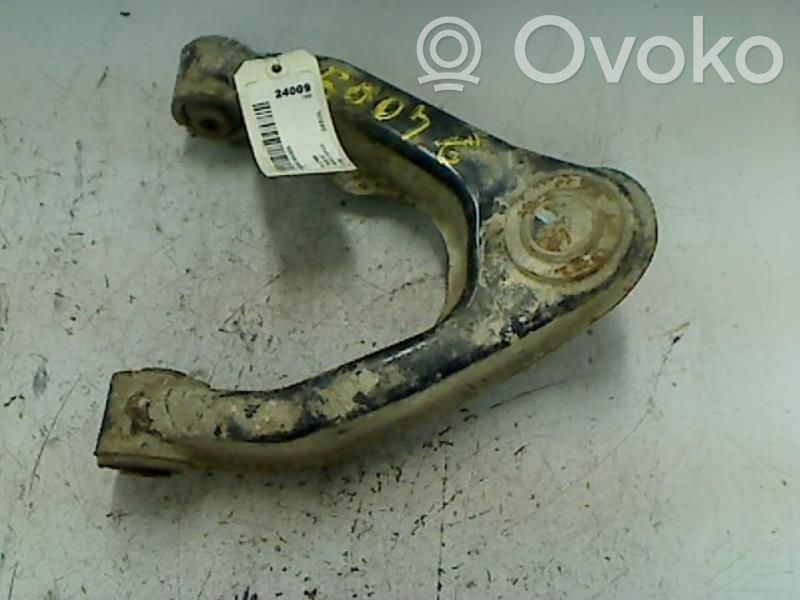 Nissan PickUp Oberer Querlenker vorne 