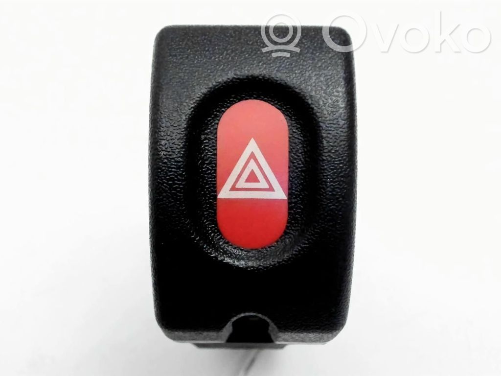 Hazard light switch   9138045