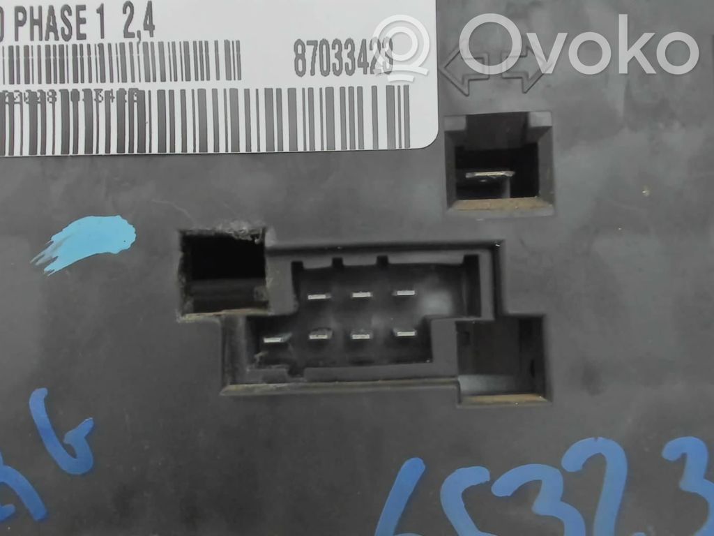 Takavalot   6808838