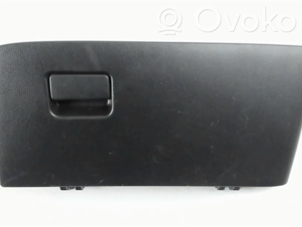 Toyota Yaris XP210 Juego guantera 
