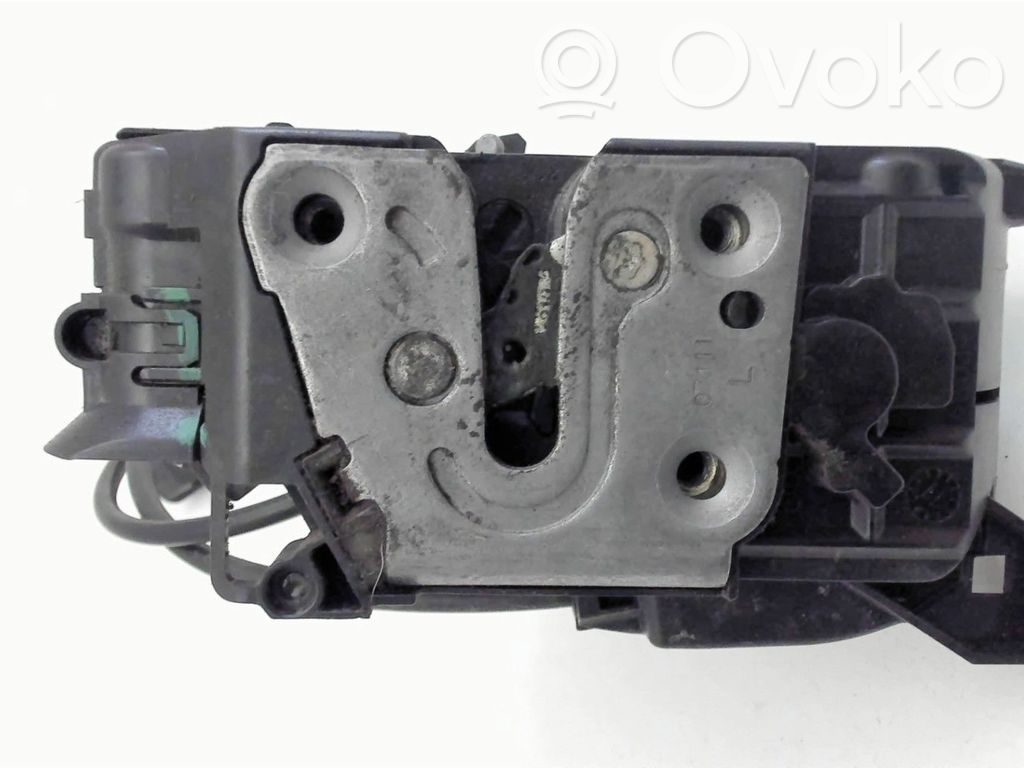 Renault Modus Priekšpusē slēdzene 