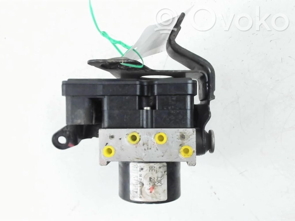 Bomba de ABS   5611062JA1