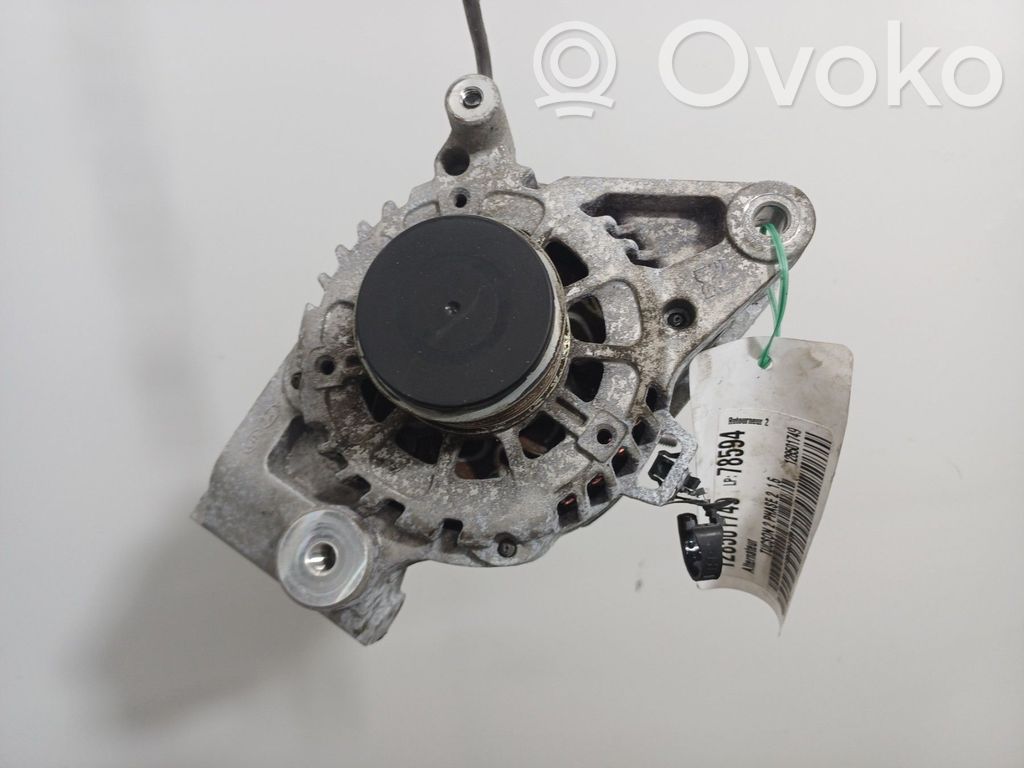 Alternator   373002U200