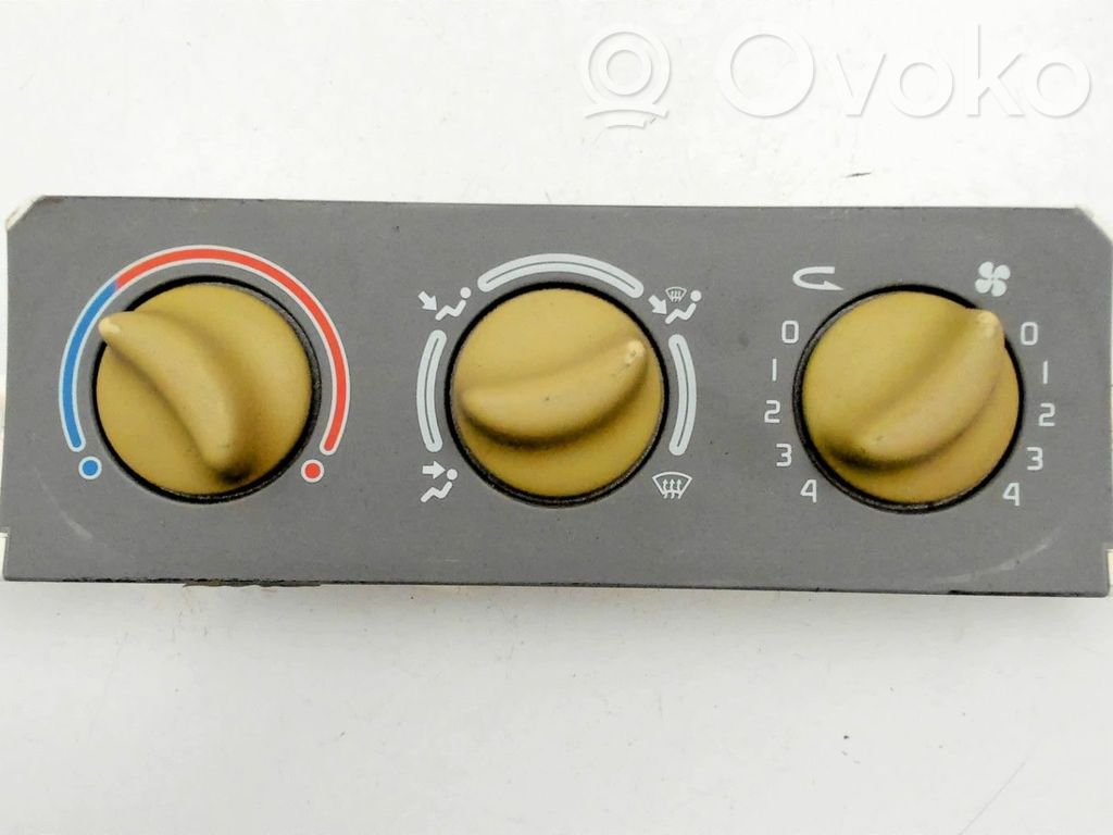 Renault Twingo I Panel klimatyzacji 