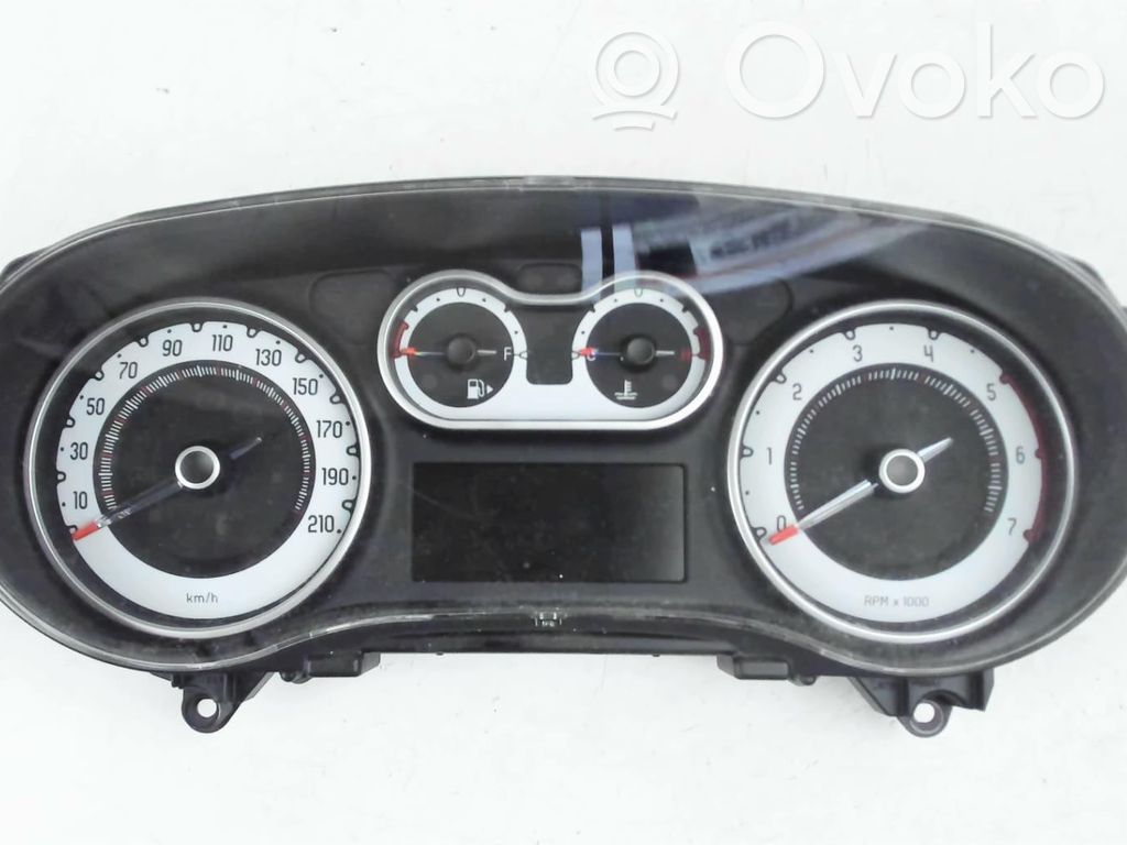 Fiat 500L Nopeusmittari (mittaristo) 