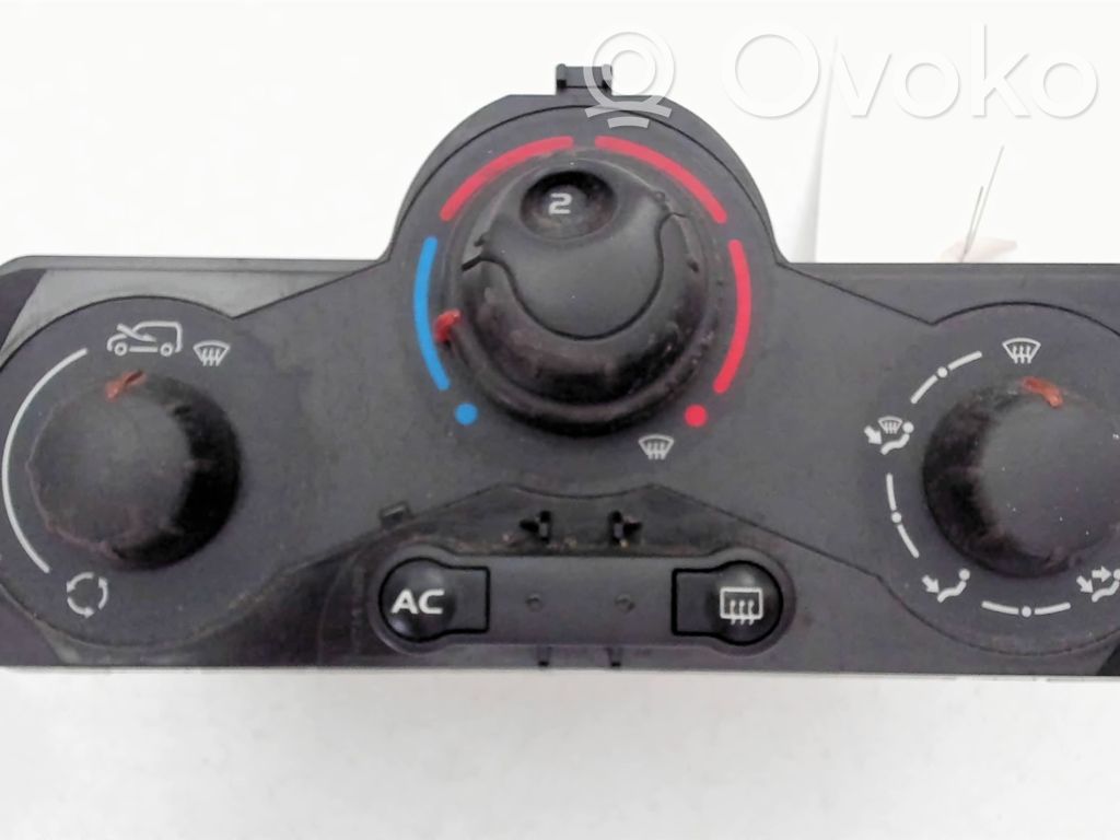 Renault Kangoo II Panel klimatyzacji 