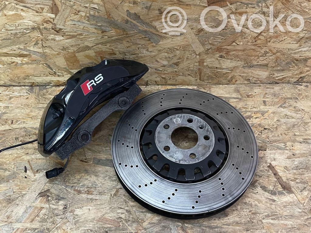 Audi RS4 B9 Jarrulevyt ja jarrusatulat 