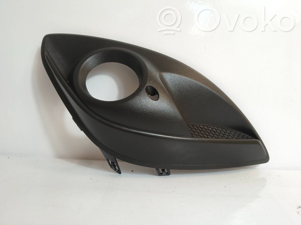 Opel Corsa D Etusumuvalon ritilä 