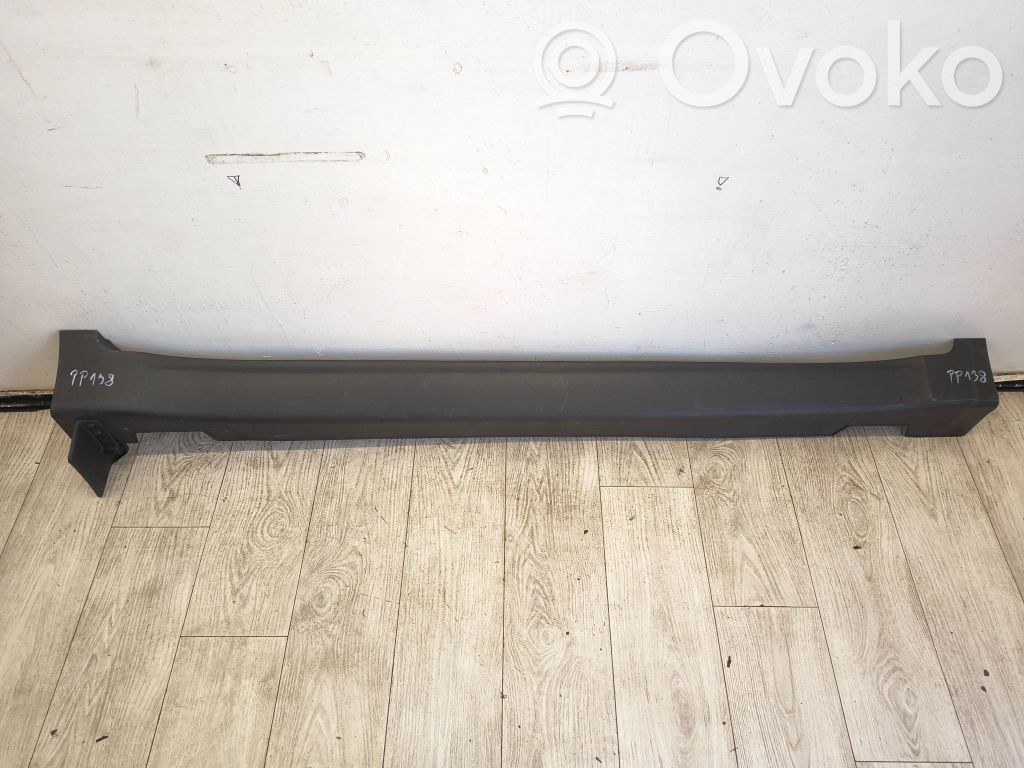 KIA Sportage Moldura lateral zona de pies 