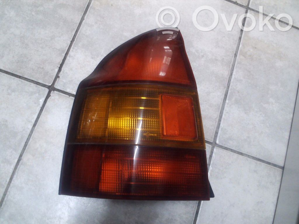 Mazda 323 Takavalot 