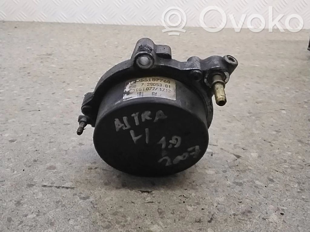 Opel Astra H Pompa a vuoto 