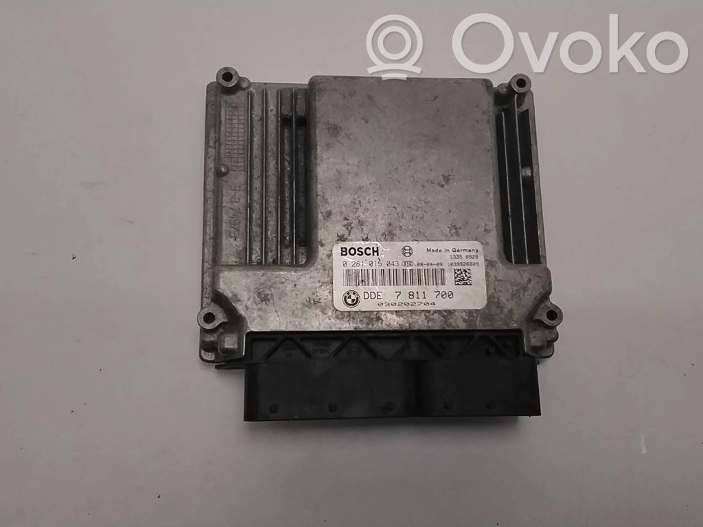 Unidad de control/módulo del motor   7811700,0281015043,1039S26809
