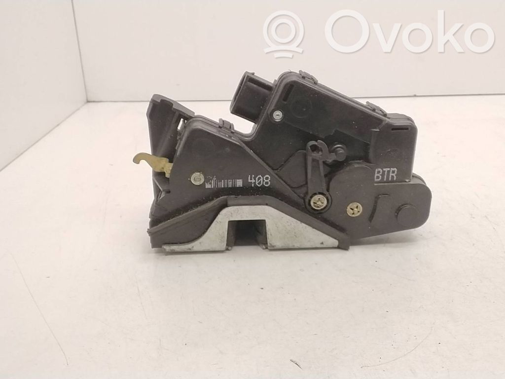 BMW 3 E46 Etuoven lukko 