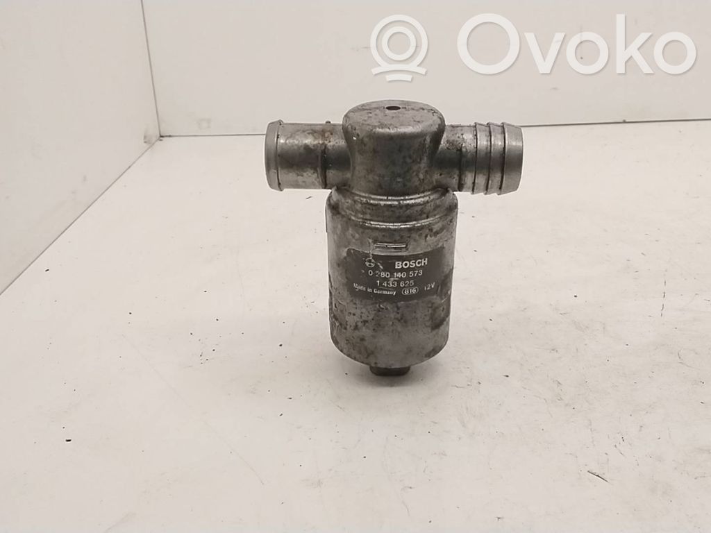BMW 5 E34 Idle control valve (regulator) 