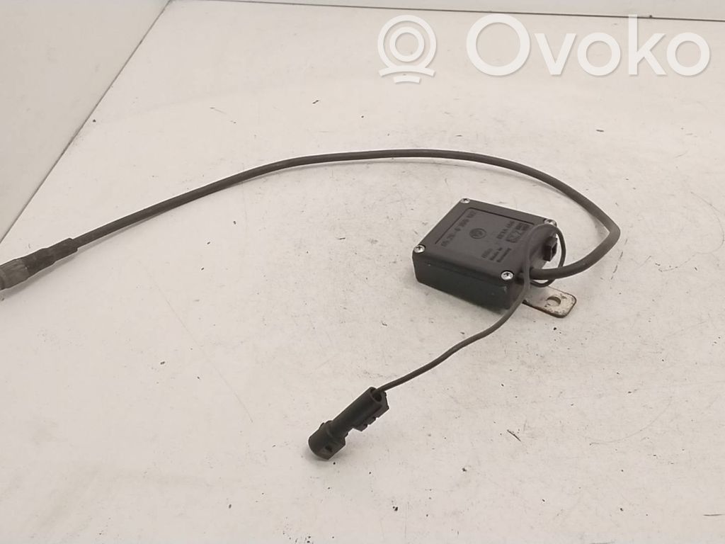 BMW 5 E34 Antenos stiprintuvas 