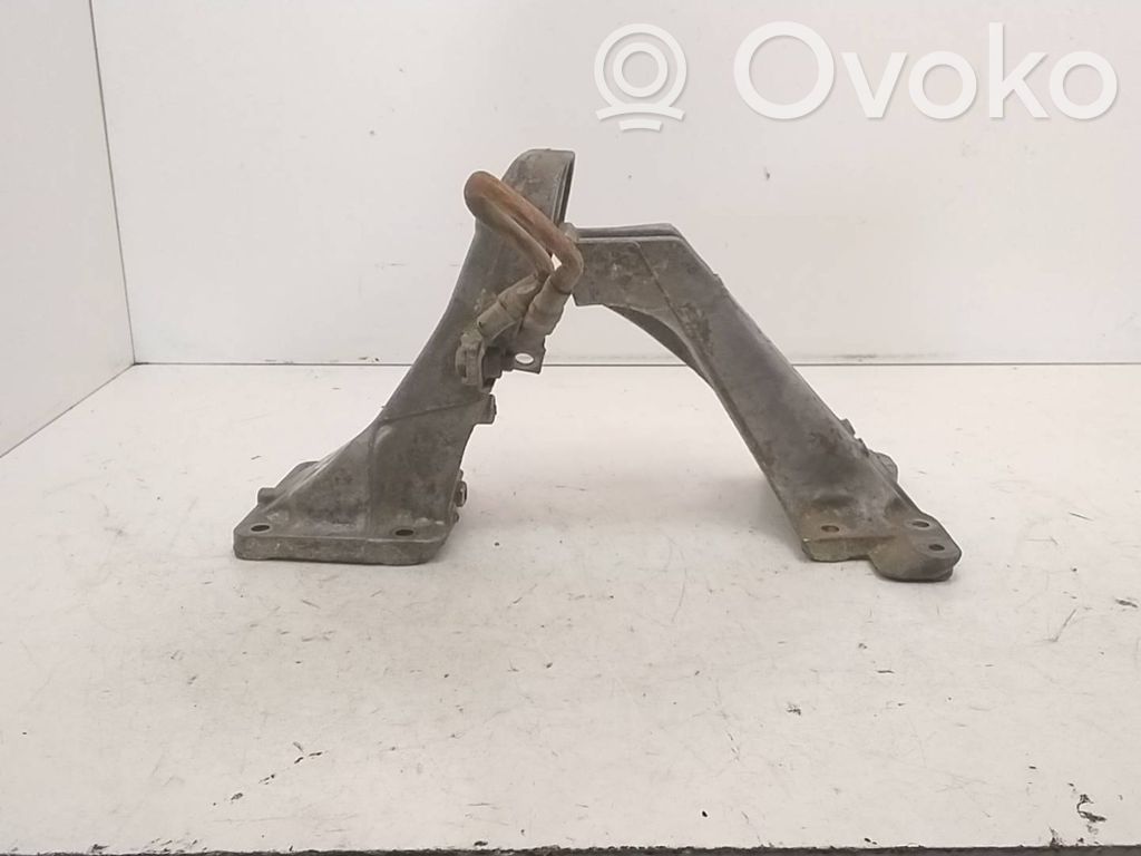 BMW 3 E36 Engine mounting bracket 