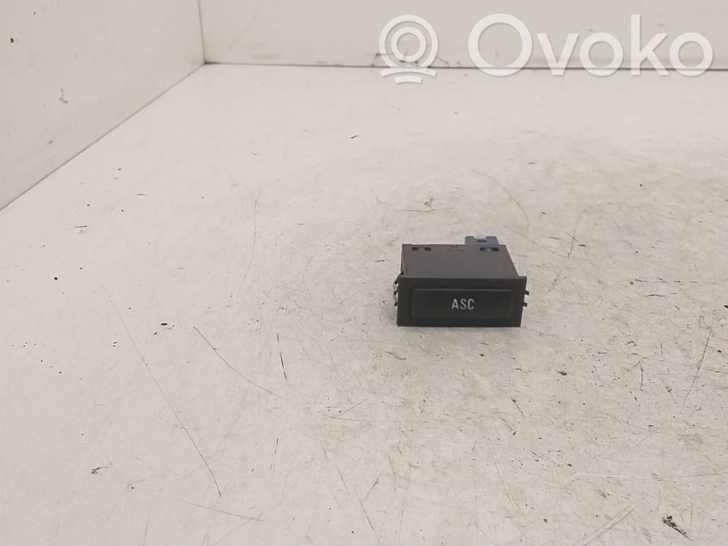 Interruptor de control de tracción (ASR)   03052310,6131,459371,8363694