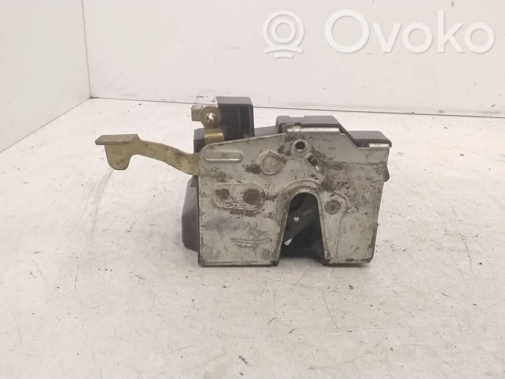 BMW 5 E34 Etuoven lukko 