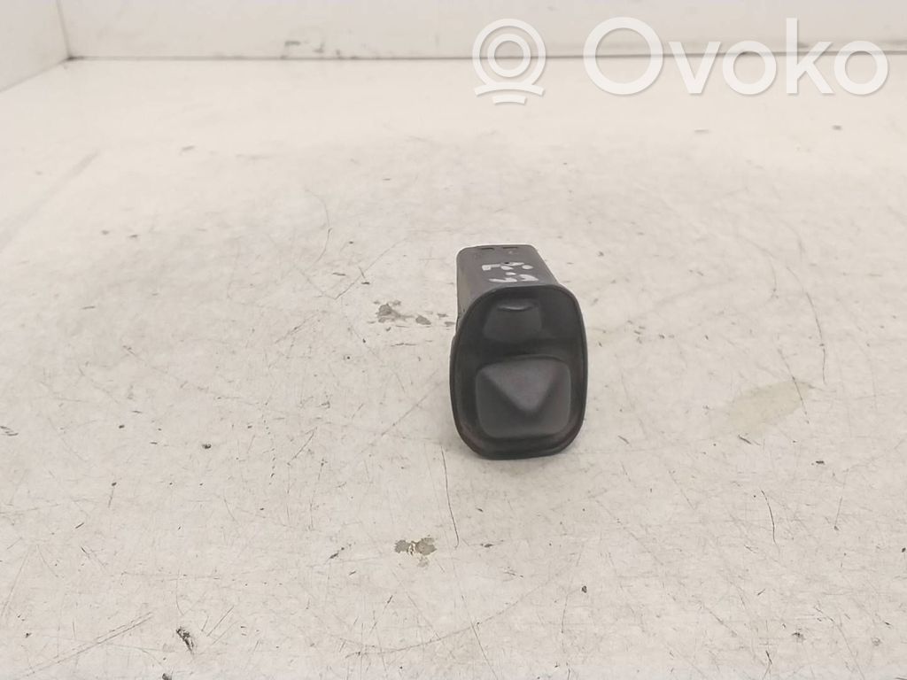 BMW 5 E34 Wing mirror switch 