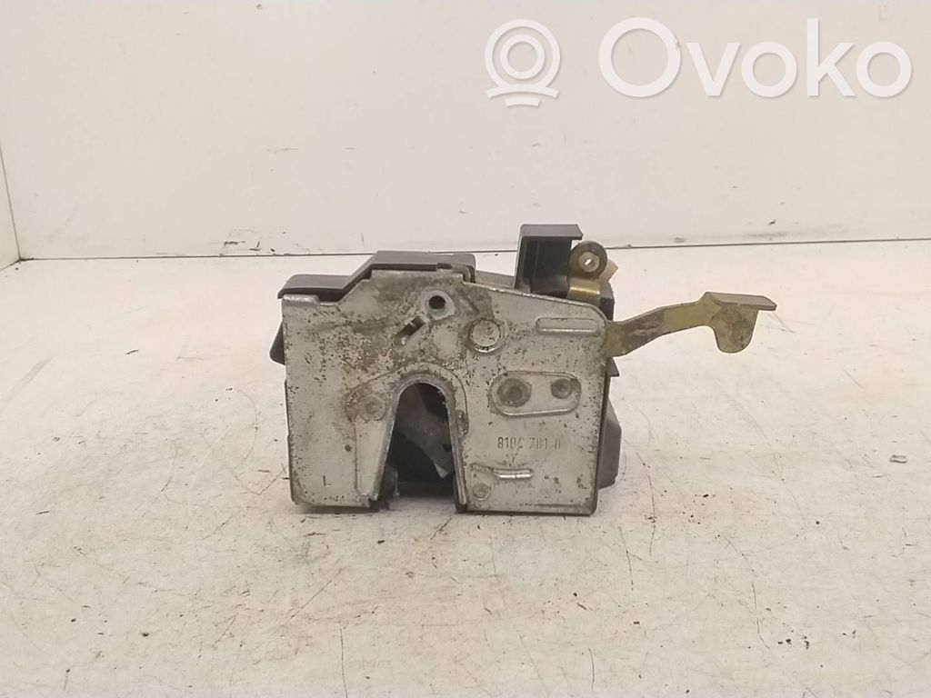 BMW 5 E34 Priekšpusē slēdzene 
