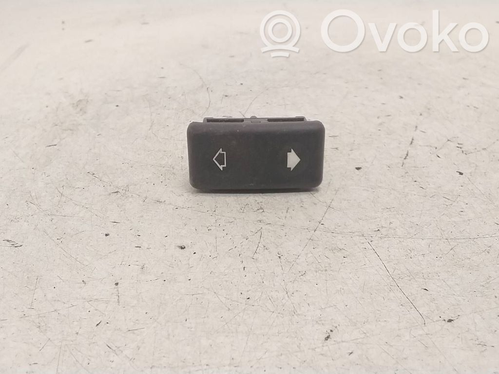 Electric window control switch   1379076,11279