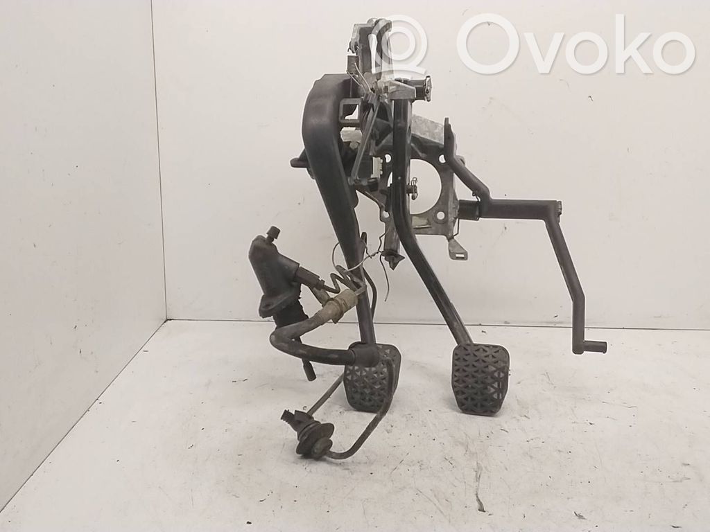 BMW 5 E39 Pedal assembly 