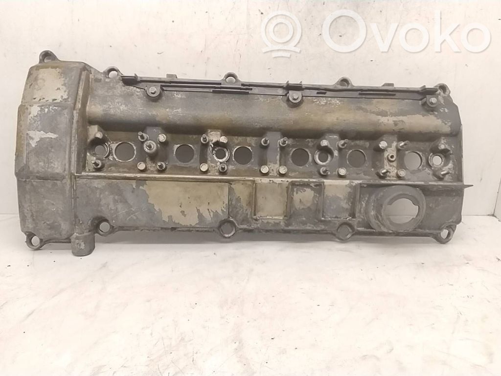 BMW 5 E34 Galvutės dangtelis 