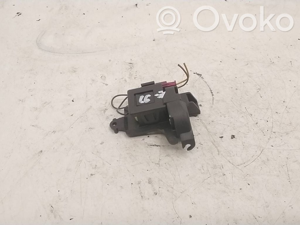 Motor de la cortina   897200239902,8972002399