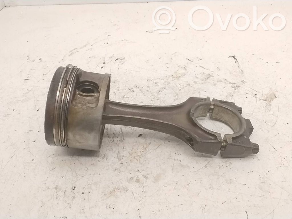 Piston with connecting rod   84V143,94ST74