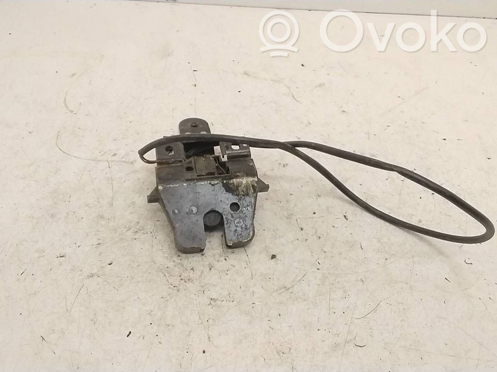 BMW 7 E38 Tailgate/trunk/boot lock/catch/latch 