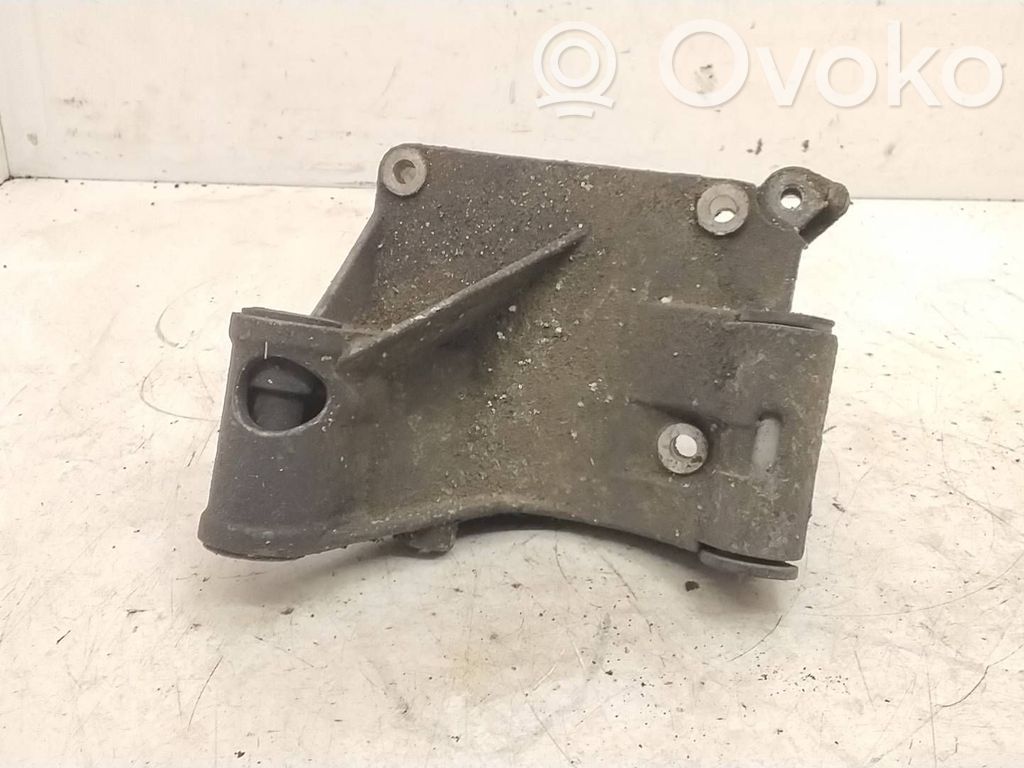 BMW 3 E30 Generator/alternator bracket 