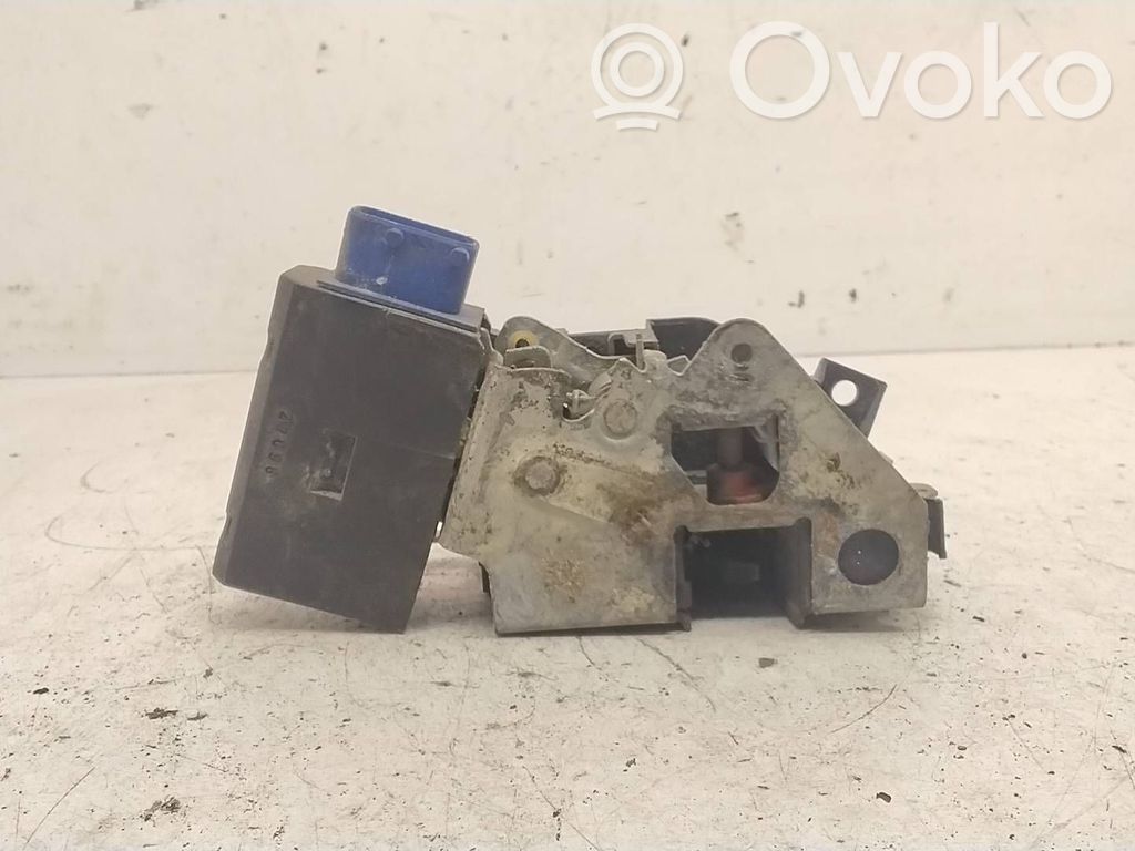BMW 3 E36 Încuietoare ușă spate 