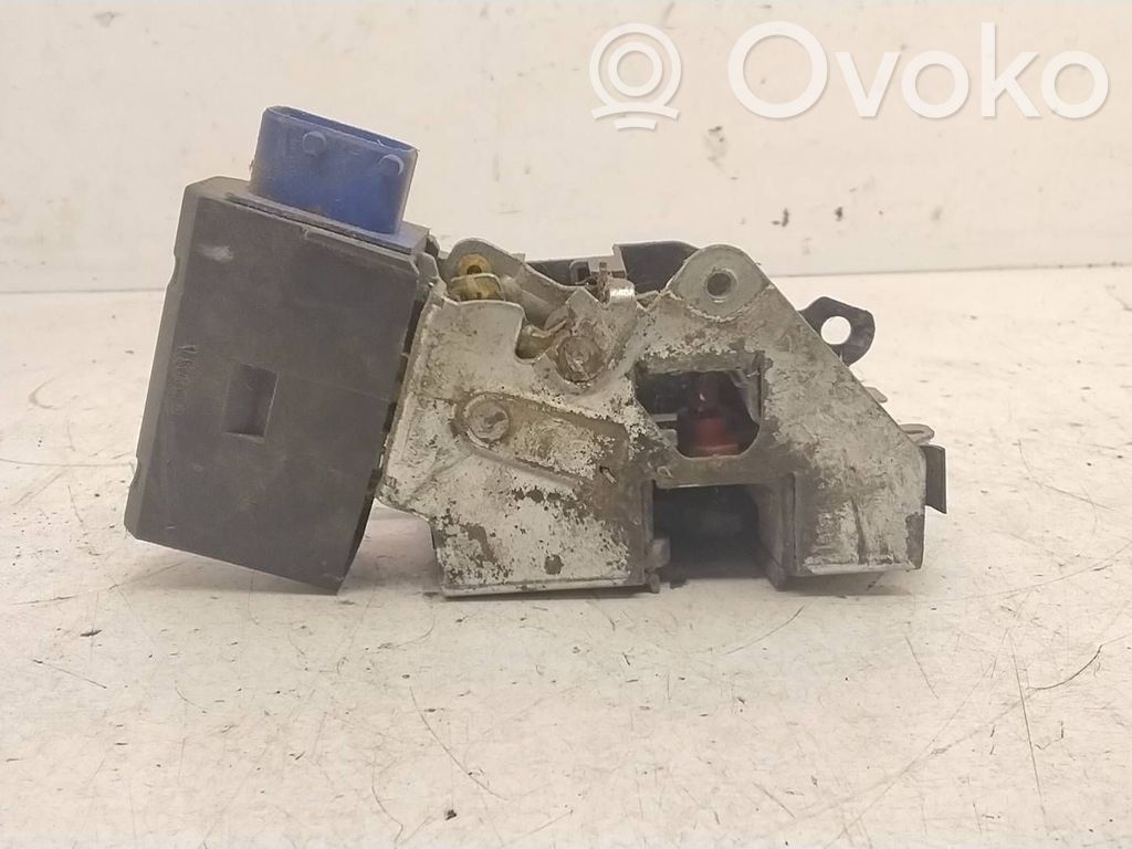 BMW 3 E36 Încuietoare ușă spate 