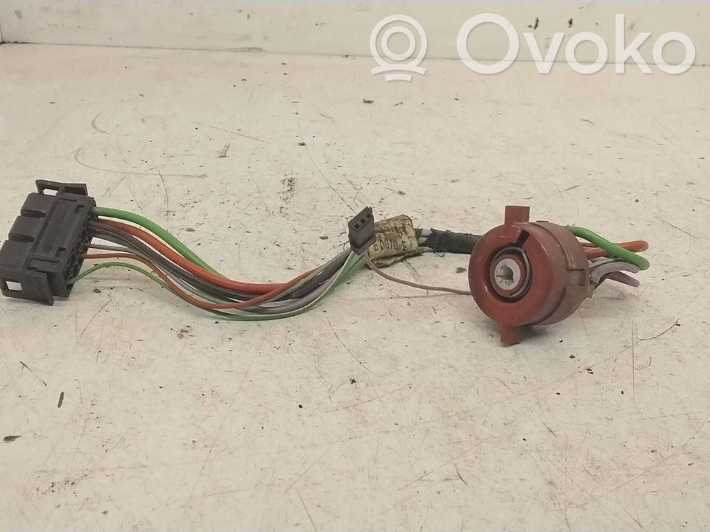 Ignition lock contact   1378138,828878