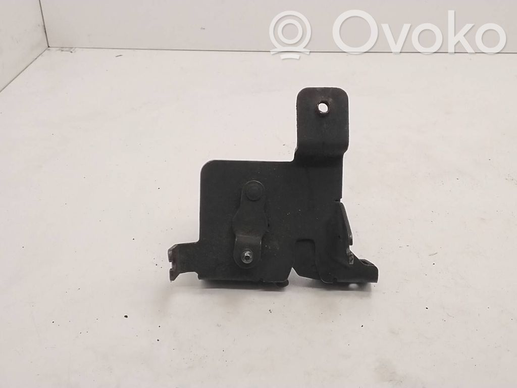 BMW 7 E38 Serrure de capot 