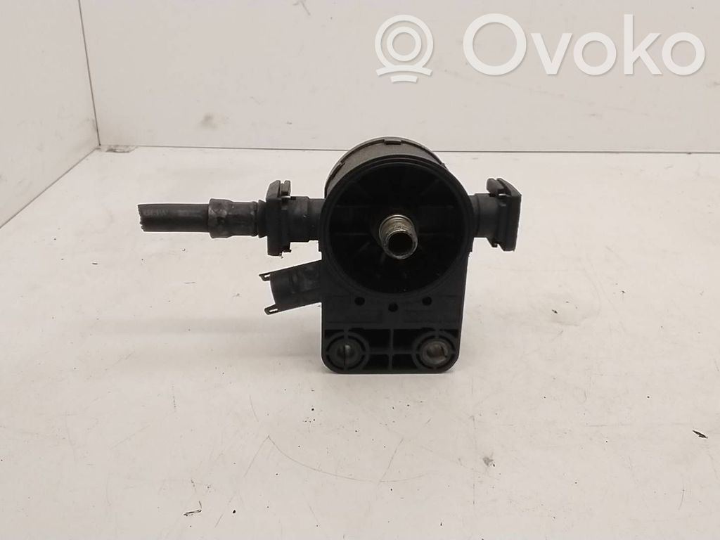 BMW 5 E39 Fuel filter bracket/mount holder 