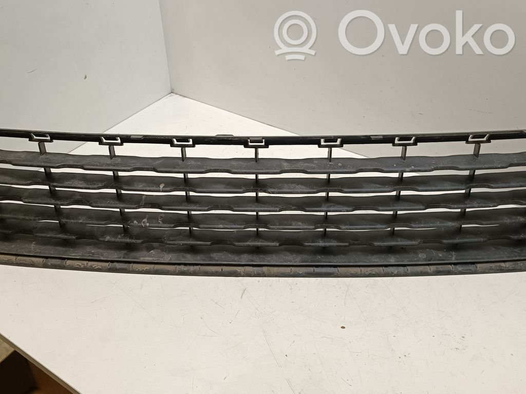 Front bumper lower grill   9681801377