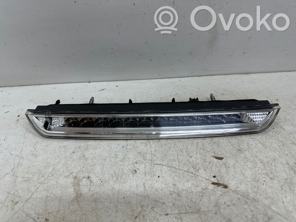 Peugeot 308 Third/center stoplight 