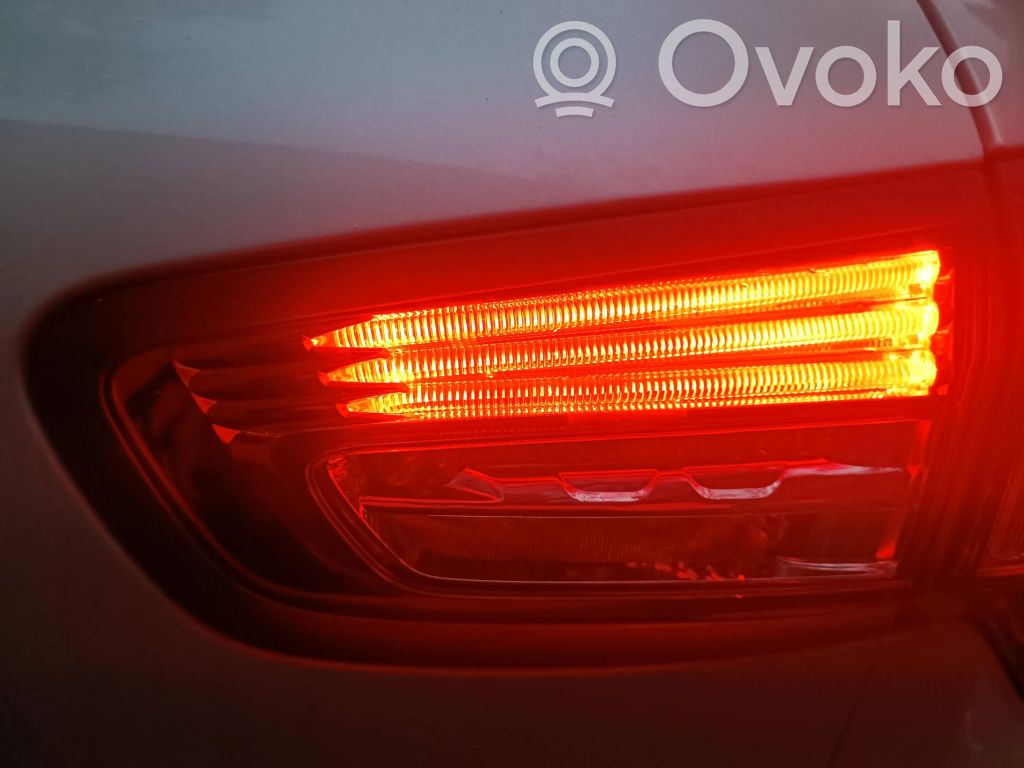 Citroen DS5 Lampă spate în capacul portbagajului 
