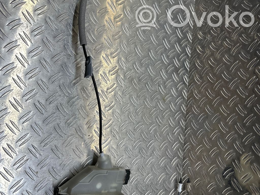 Citroen C3 Front door lock 
