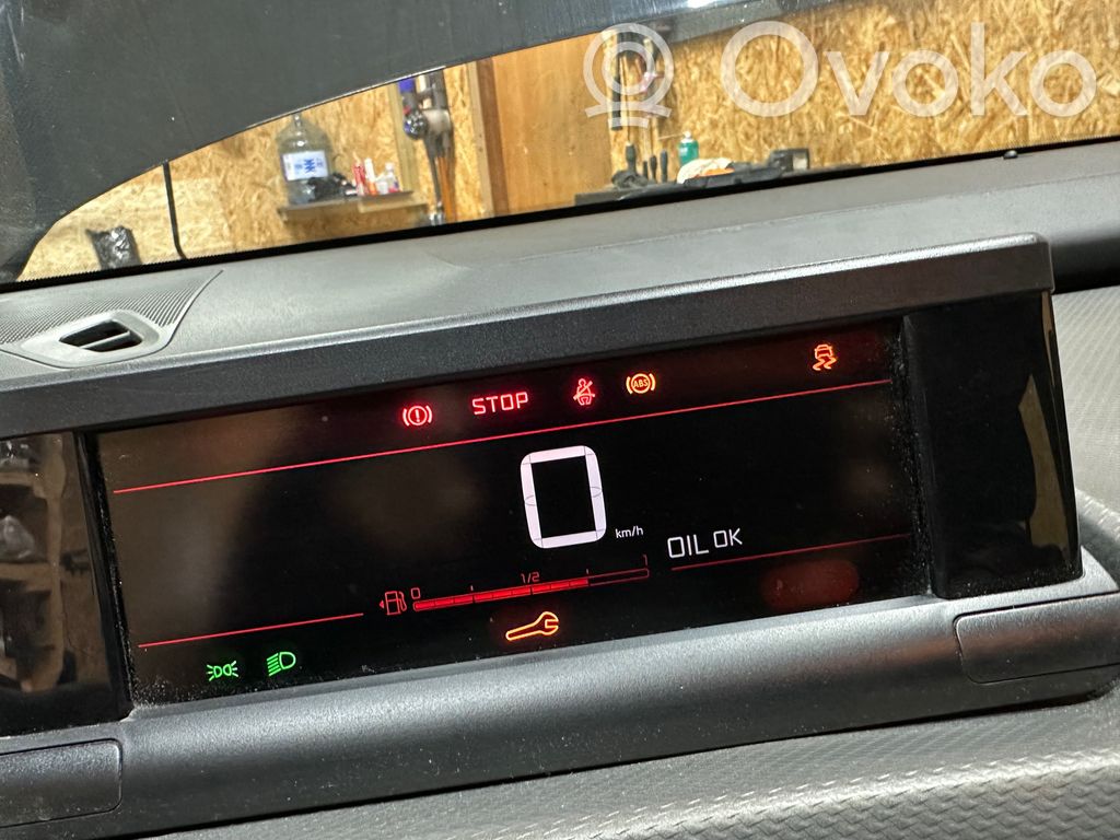 Citroen C4 Cactus Licznik / Prędkościomierz 