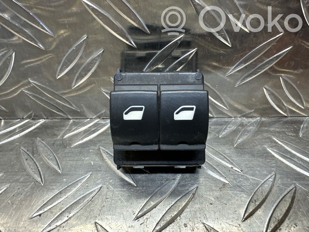 Citroen C4 Cactus Electric window control switch 