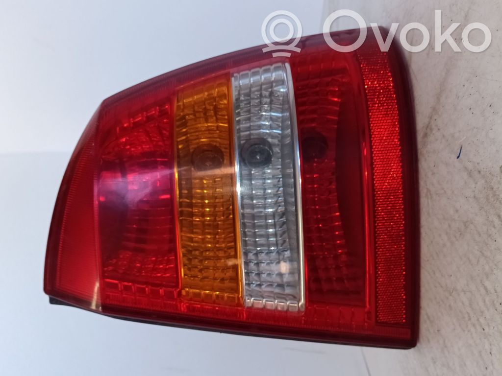 Opel Astra G Lampă spate în caroserie 