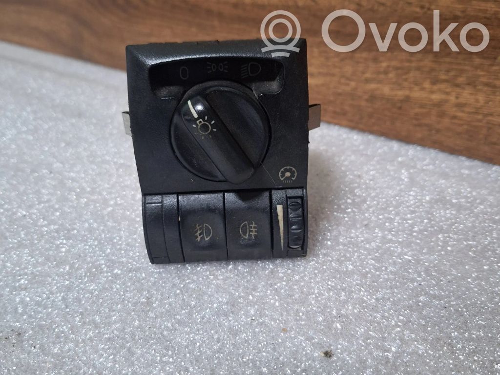 Opel Omega B2 Light switch 