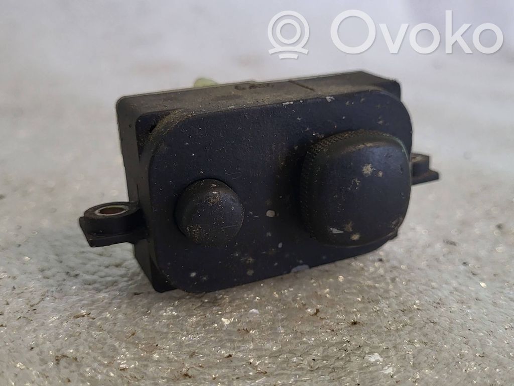 Audi A8 S8 D2 4D Wing mirror switch 