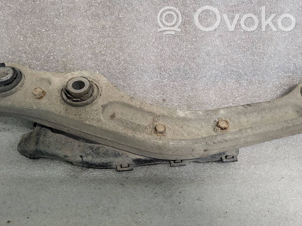 Rear control arm   4E050536